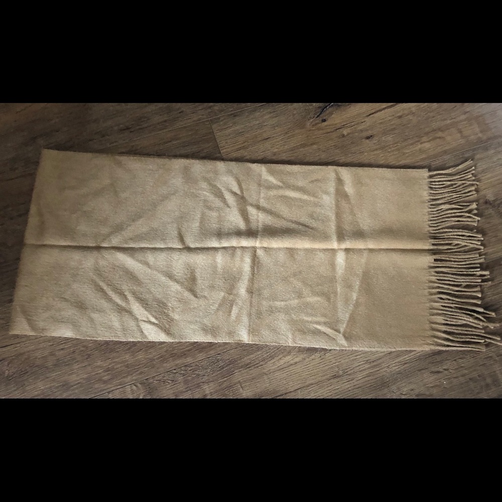 FREE SHIPPING! DIOR-AUTHENTIC Vintage (never worn) Cashmere Scarf - Picture 7 of 7